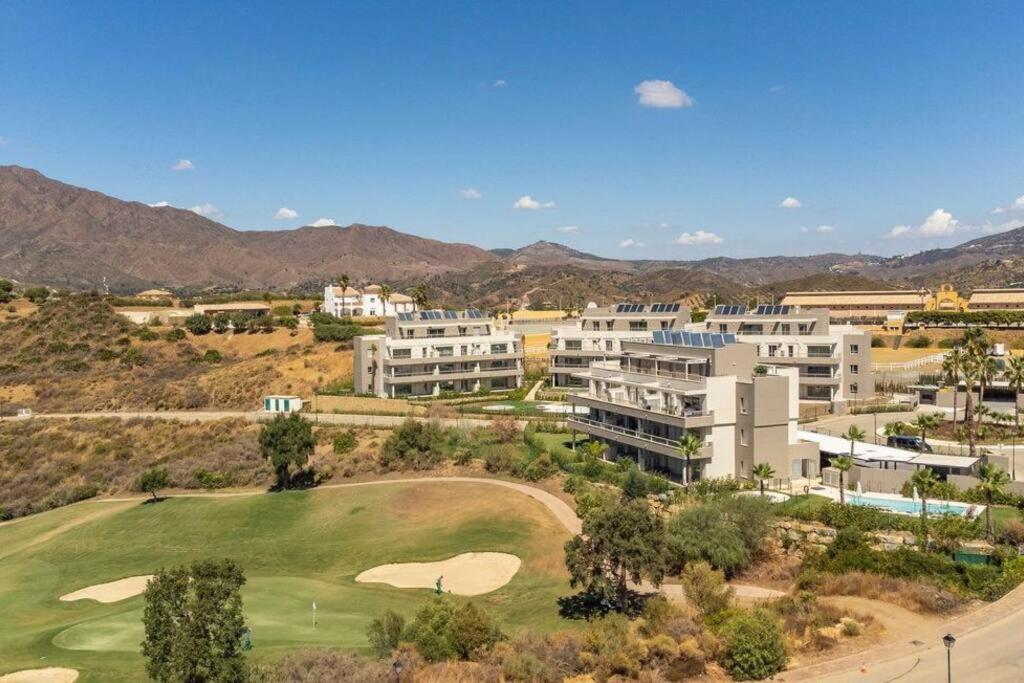 Sunny Valley Golf, Amazing Views & Pool Mijas